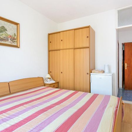 Double Room Supetar 5658D Exterior foto